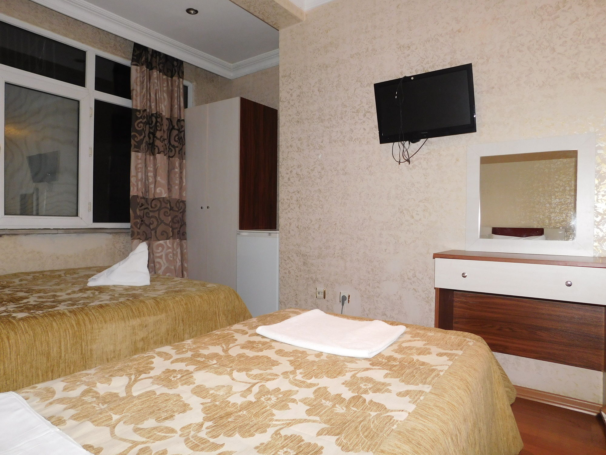 Hotel Ast